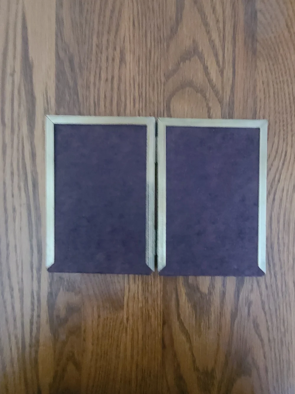 Vintage Metalcraft hinged photo frame set